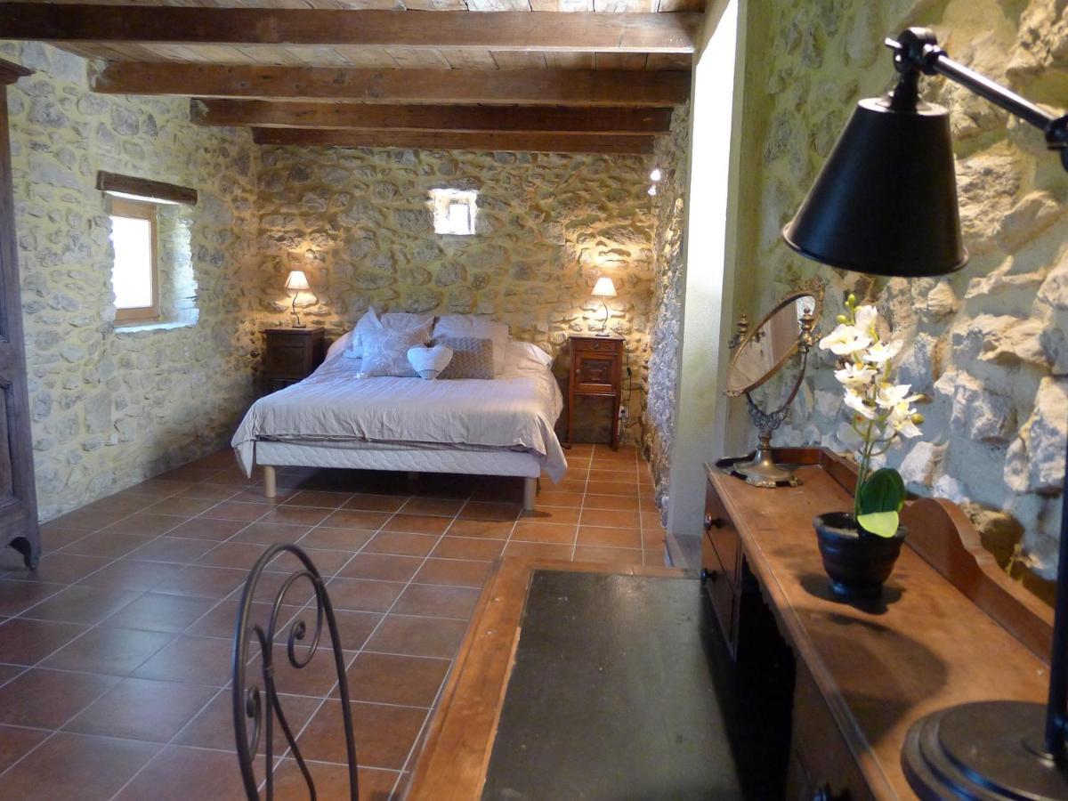 ブール・サン・タンデオル Domaine De Cousignac Bed & Breakfast エクステリア 写真